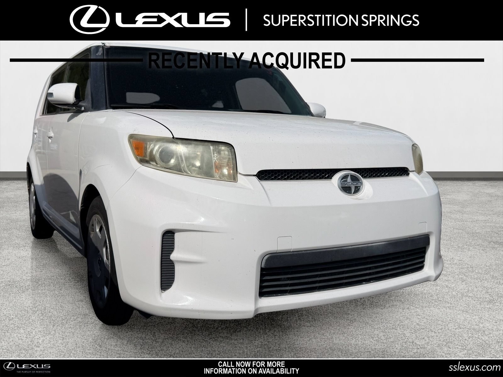 Used 2012 Scion xB FWD image 1