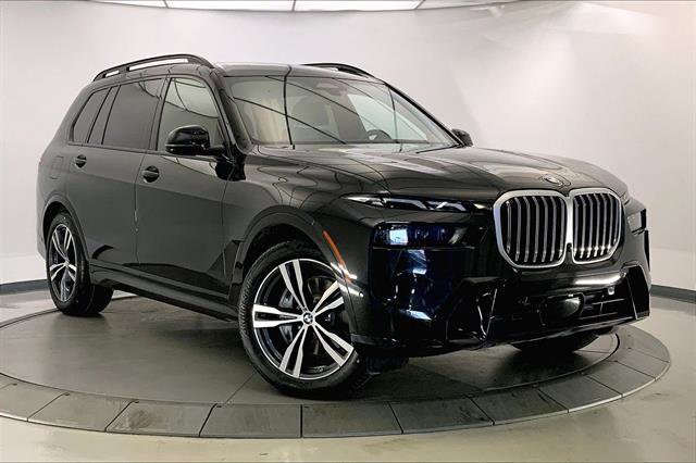 Certified 2024 BMW X7 xDrive40i w/ M Sport Package image 33