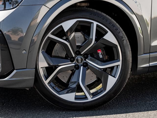 Used 2022 Audi RS Q8 AWD/4WD image 11