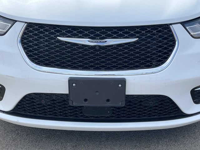Used 2022 Chrysler Pacifica Limited FWD image 10
