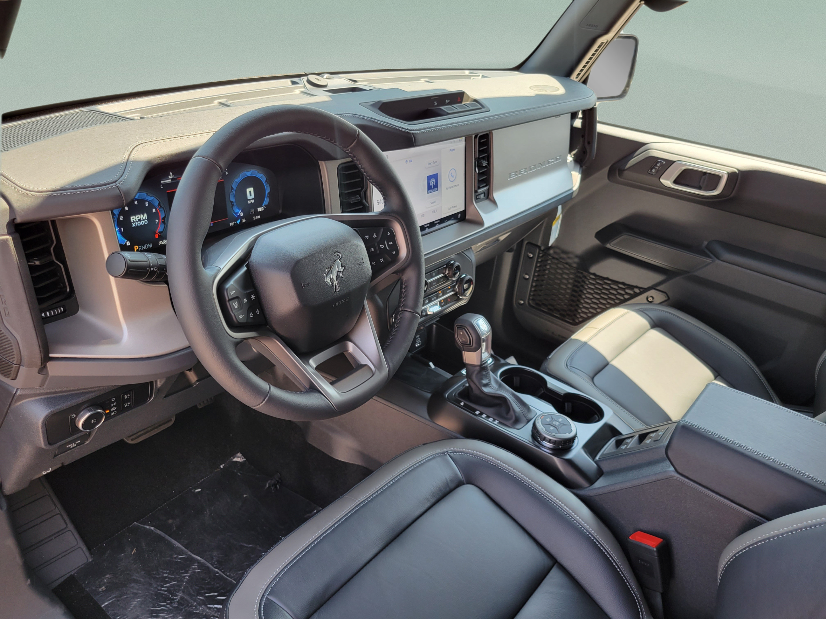 New 2026 Ford Bronco Outer Banks AWD/4WD image 16