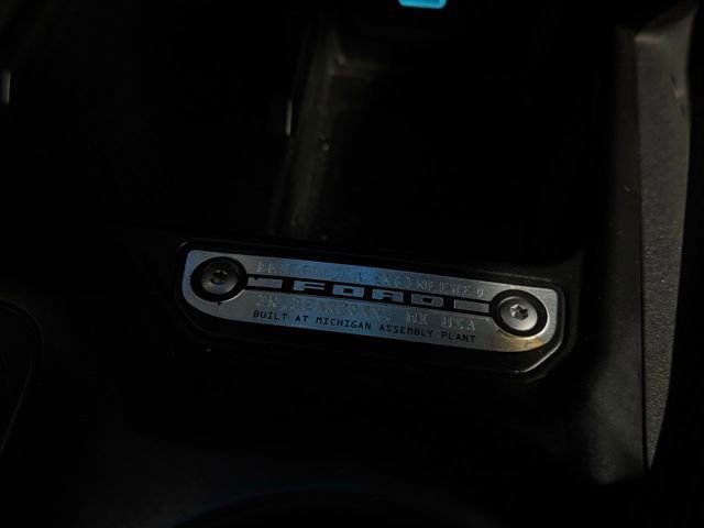 Used 2025 Ford Bronco Badlands image 35