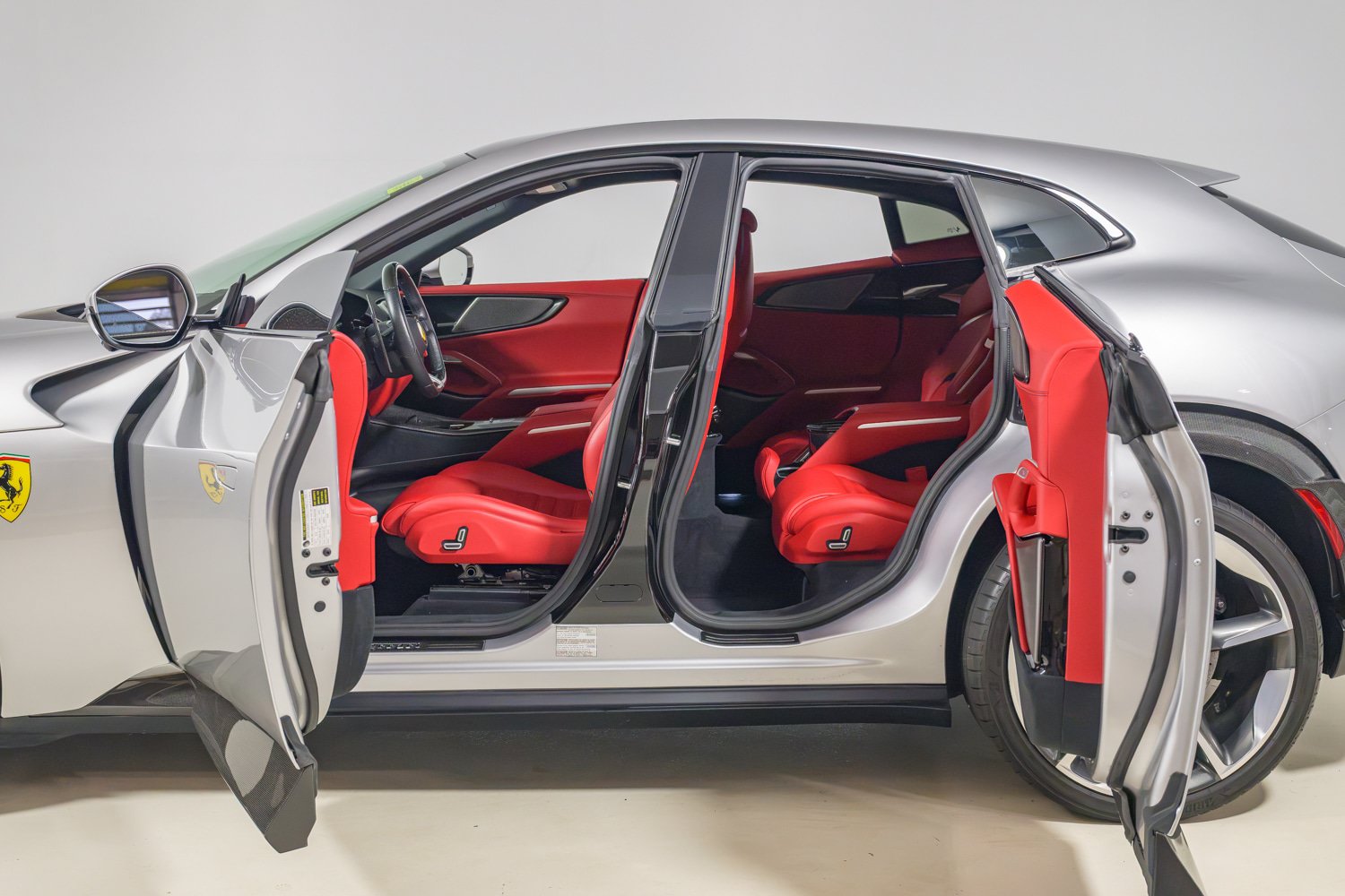 Certified 2025 Ferrari Purosangue AWD/4WD image 29