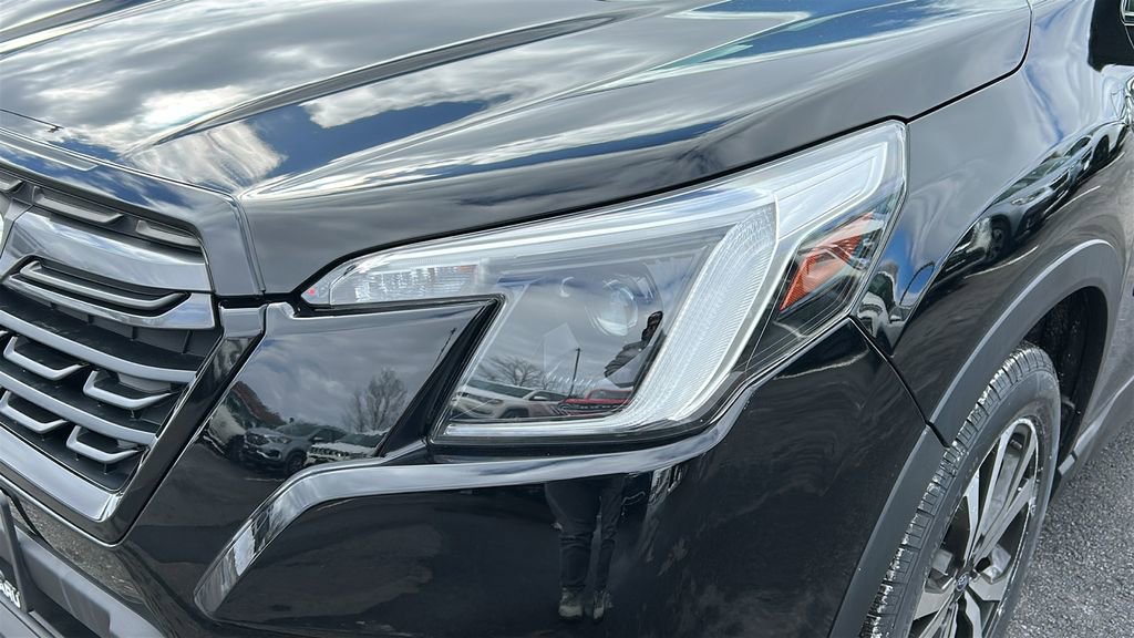 Certified 2022 Subaru Forester Limited image 4