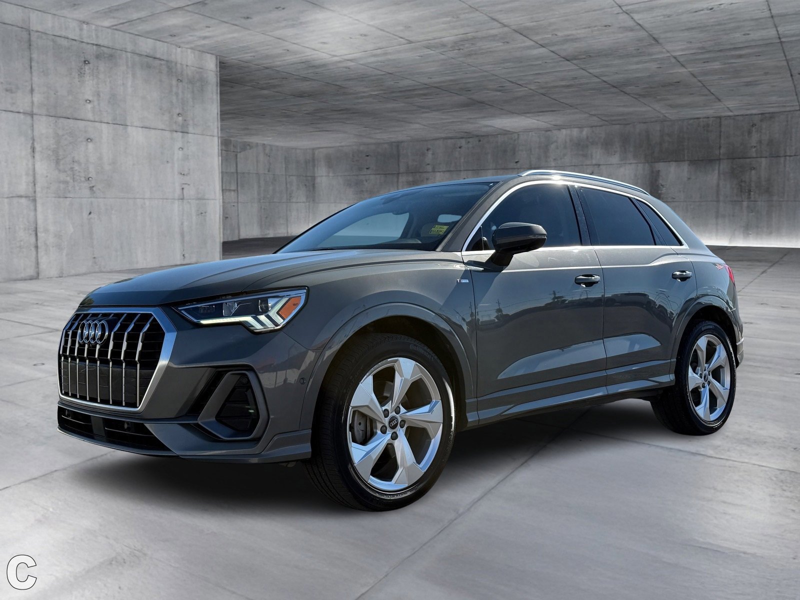 Used 2020 Audi Q3 2.0T Prestige image 2