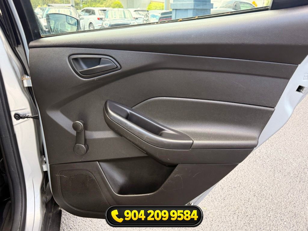 Used 2016 Ford Focus S FWD image 28