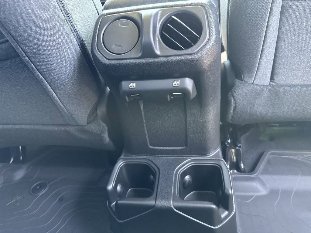 New 2025 Jeep Gladiator Sport image 40