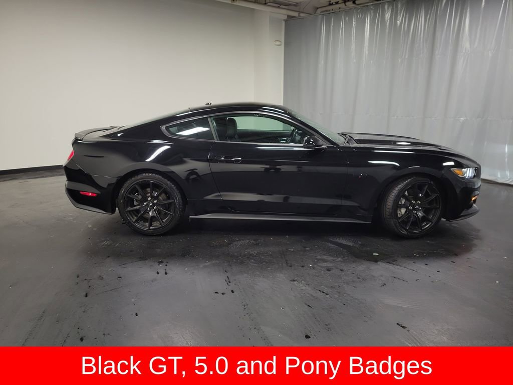 Used 2017 Ford Mustang GT Premium w/ Black Accent Package RWD image 10