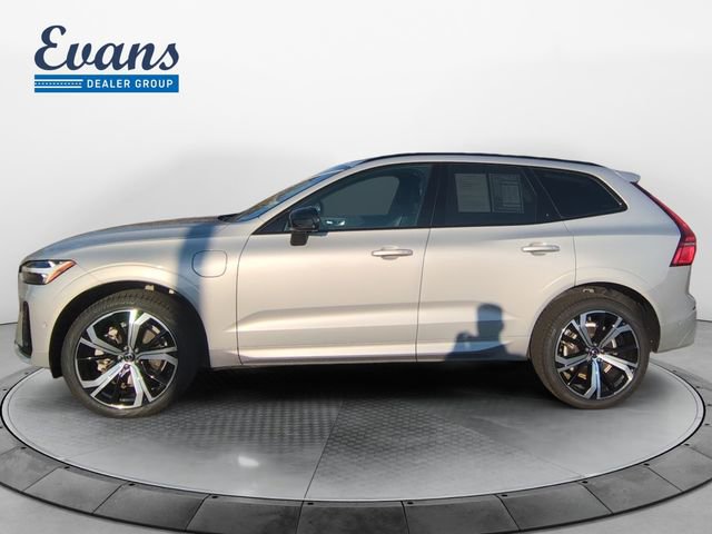 Used 2024 Volvo XC60 T8 Ultimate w/ Protection Package Premier image 3