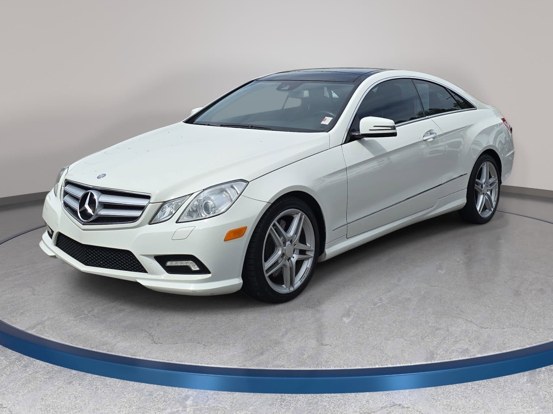 Used 2011 Mercedes-Benz E 550 Coupe image 1