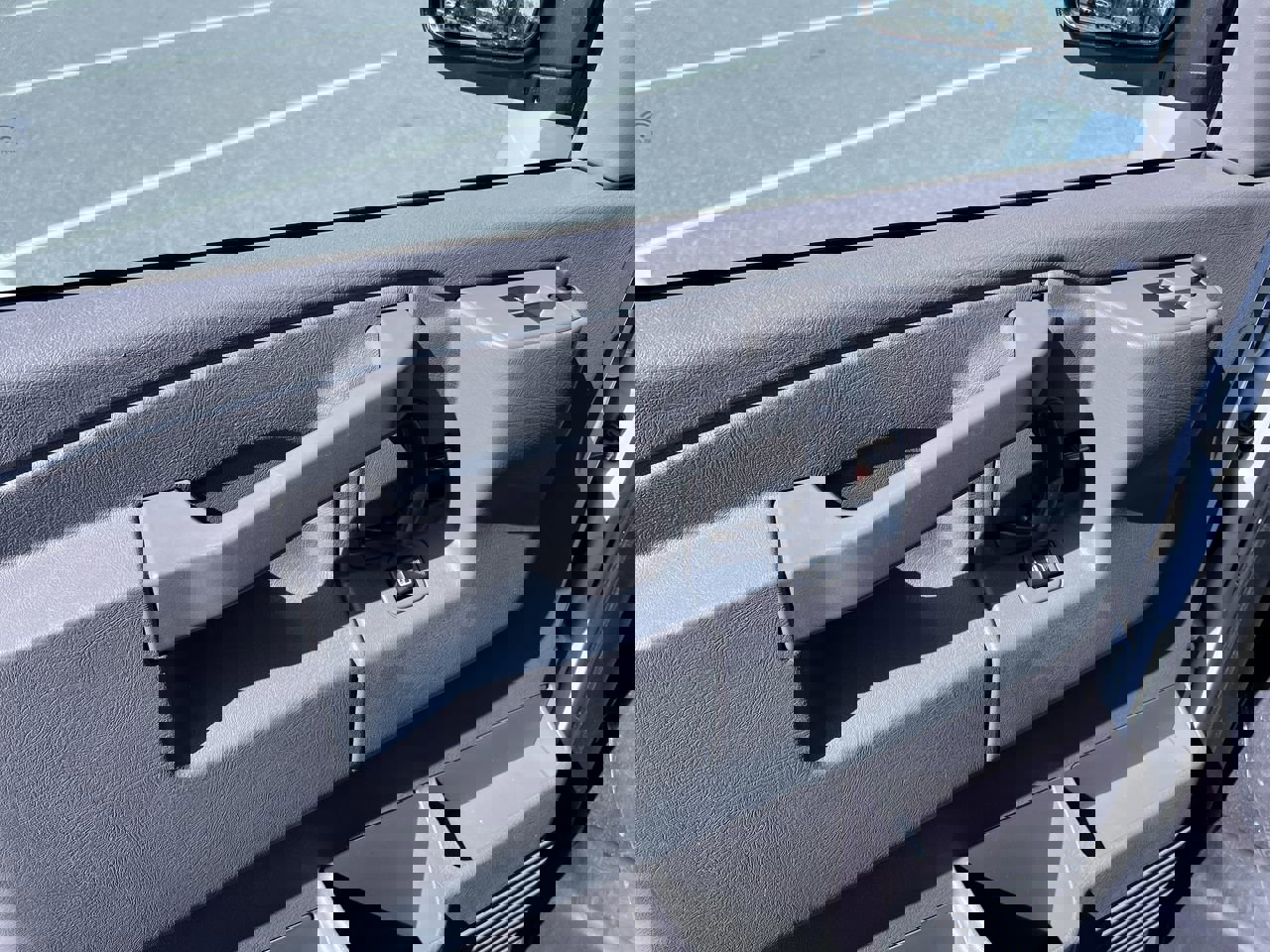 Used 2018 Chevrolet Express 3500 LT w/ LT Preferred Equipment Group image 14