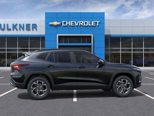 New 2025 Chevrolet Trax LT w/ Driver Confidence Package image 5