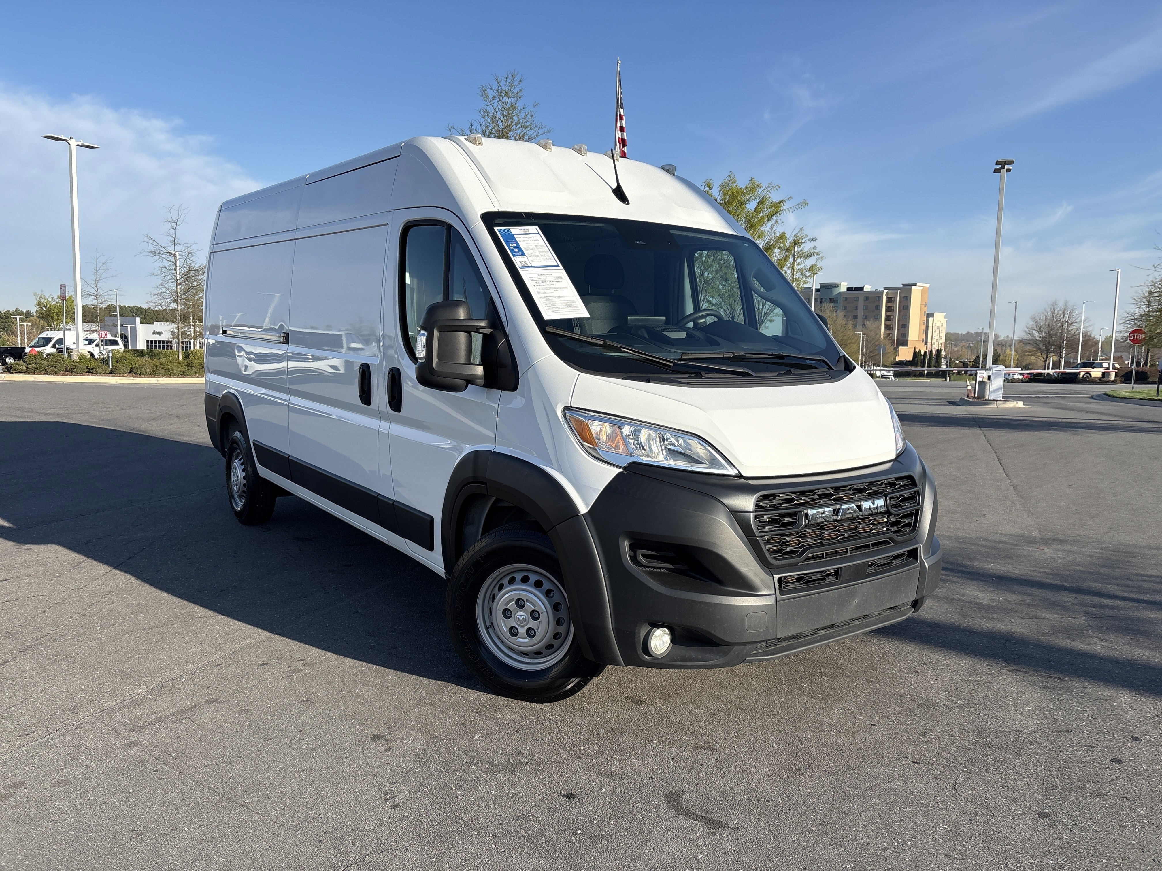 Used 2024 RAM ProMaster 2500 w/ Premium Convenience Group image 2