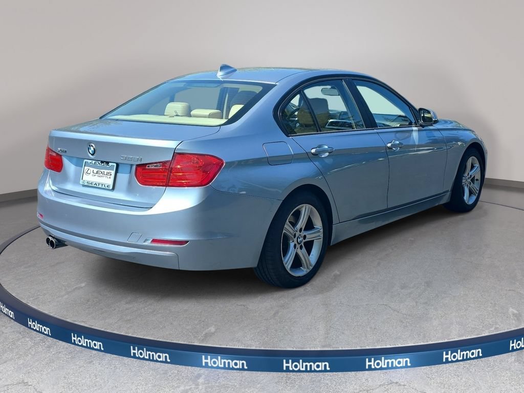 Used 2013 BMW 328i xDrive Sedan AWD/4WD image 6