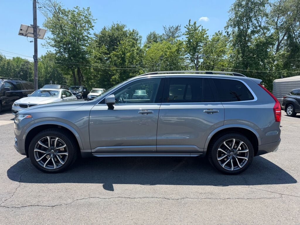 Used 2017 Volvo XC90 T6 Momentum w/ Vision Package AWD/4WD image 5