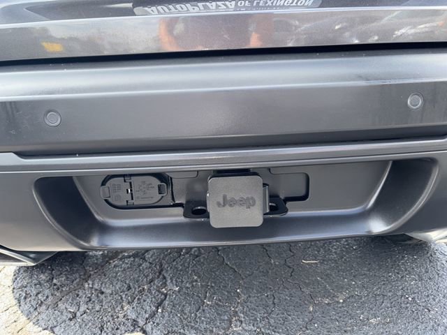 Used 2021 Jeep Cherokee Latitude Lux w/ Trailer Tow Group image 7