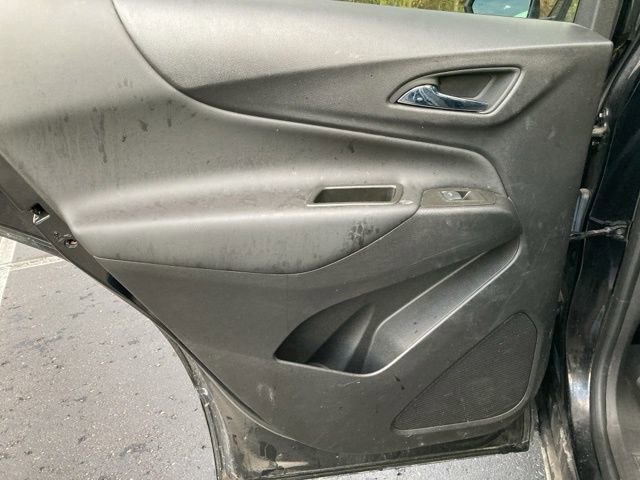 Used 2023 Chevrolet Equinox LT image 24