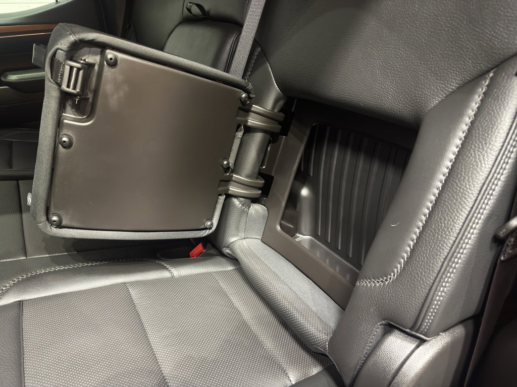 Used 2023 GMC Sierra 1500 Denali w/ Denali Reserve Package image 15