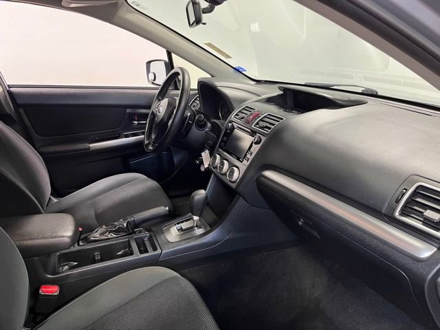 Used 2015 Subaru Crosstrek 2.0i Premium image 11