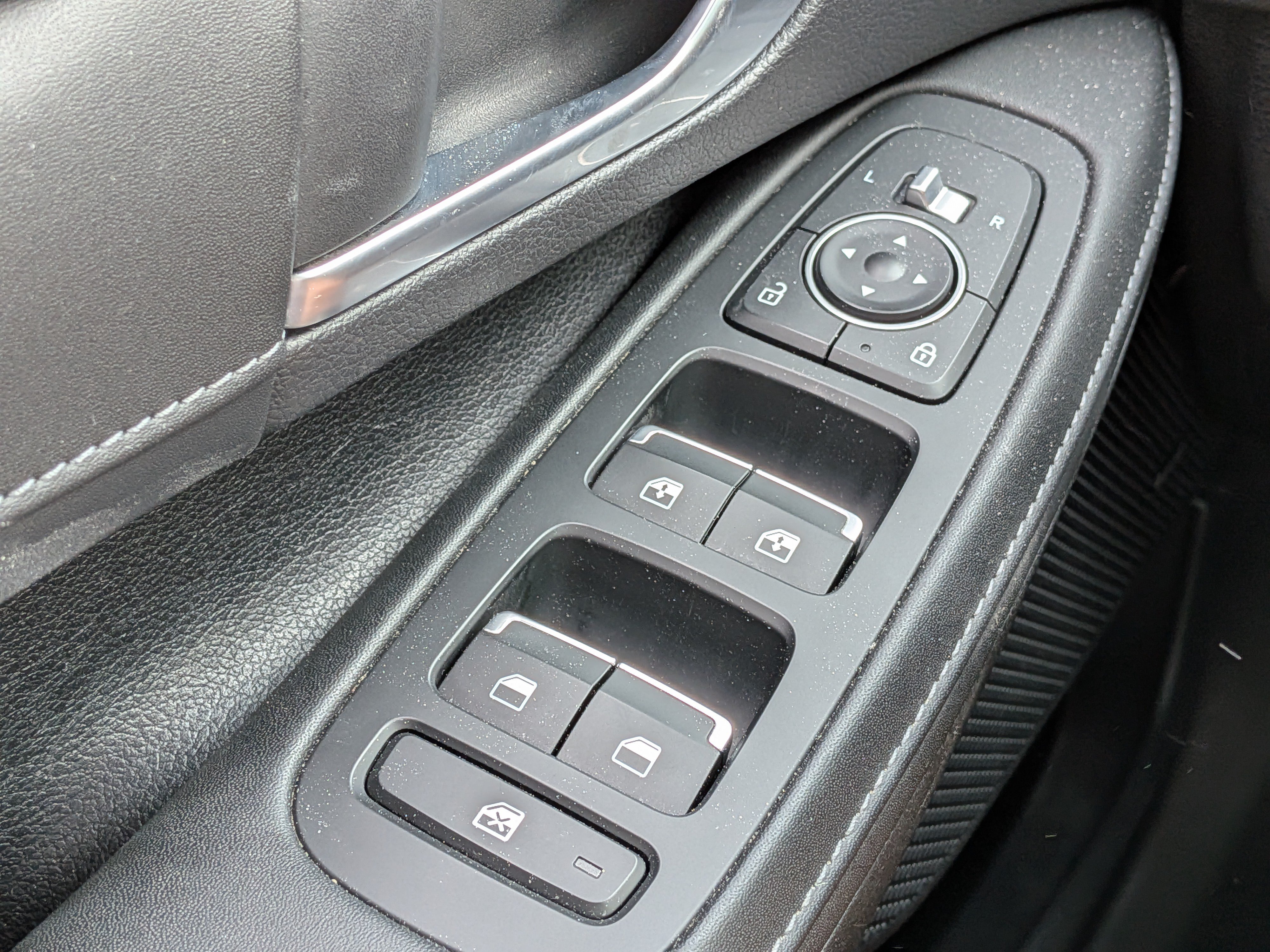 Used 2020 Hyundai Sonata Limited FWD image 21