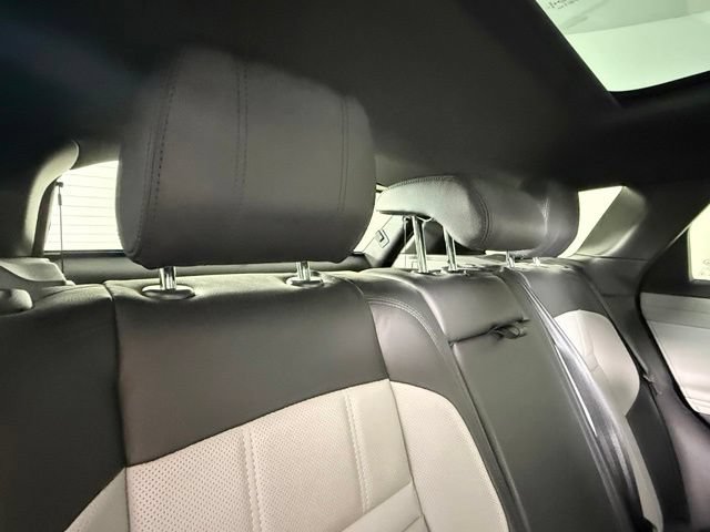 Certified 2020 Land Rover Range Rover Evoque R-Dynamic S AWD/4WD image 30