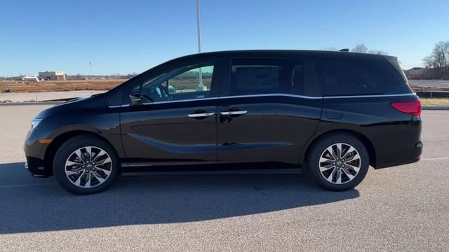 Used 2023 Honda Odyssey EX-L image 5