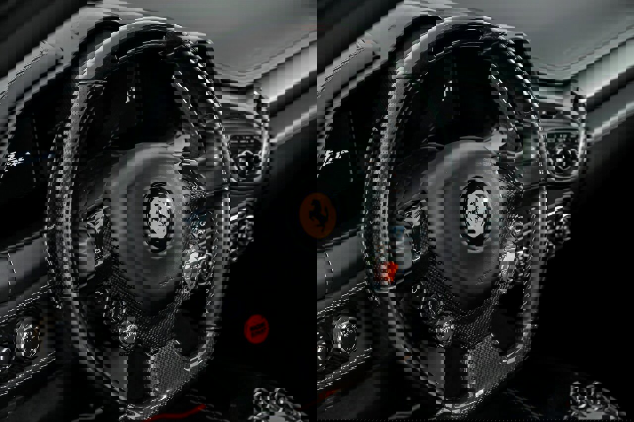 Used 2010 Ferrari 458 Italia image 23