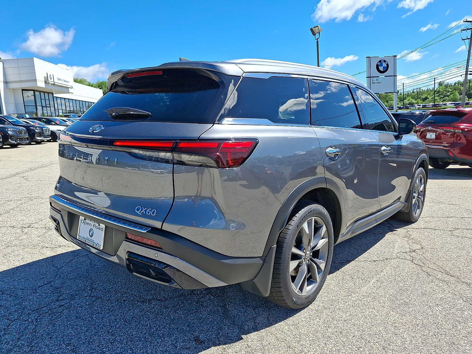 Used 2023 INFINITI QX60 Luxe w/ Vision Package AWD/4WD image 6
