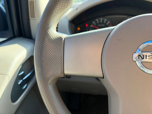 Used 2009 Nissan Frontier SE w/ SE Value Truck Pkg AWD/4WD image 18