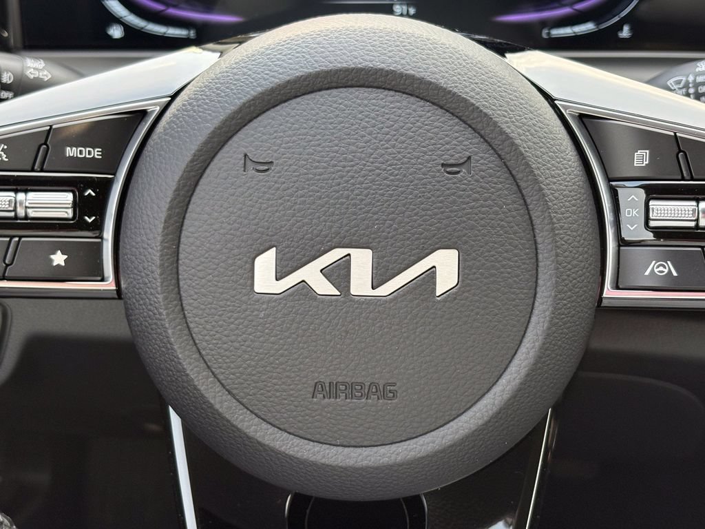 New 2026 Kia Seltos S FWD image 22