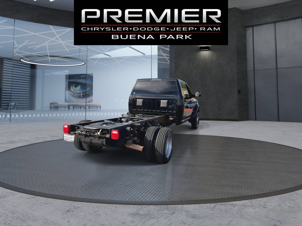 Used 2022 RAM 5500 Tradesman w/ Max Tow Package RWD image 7