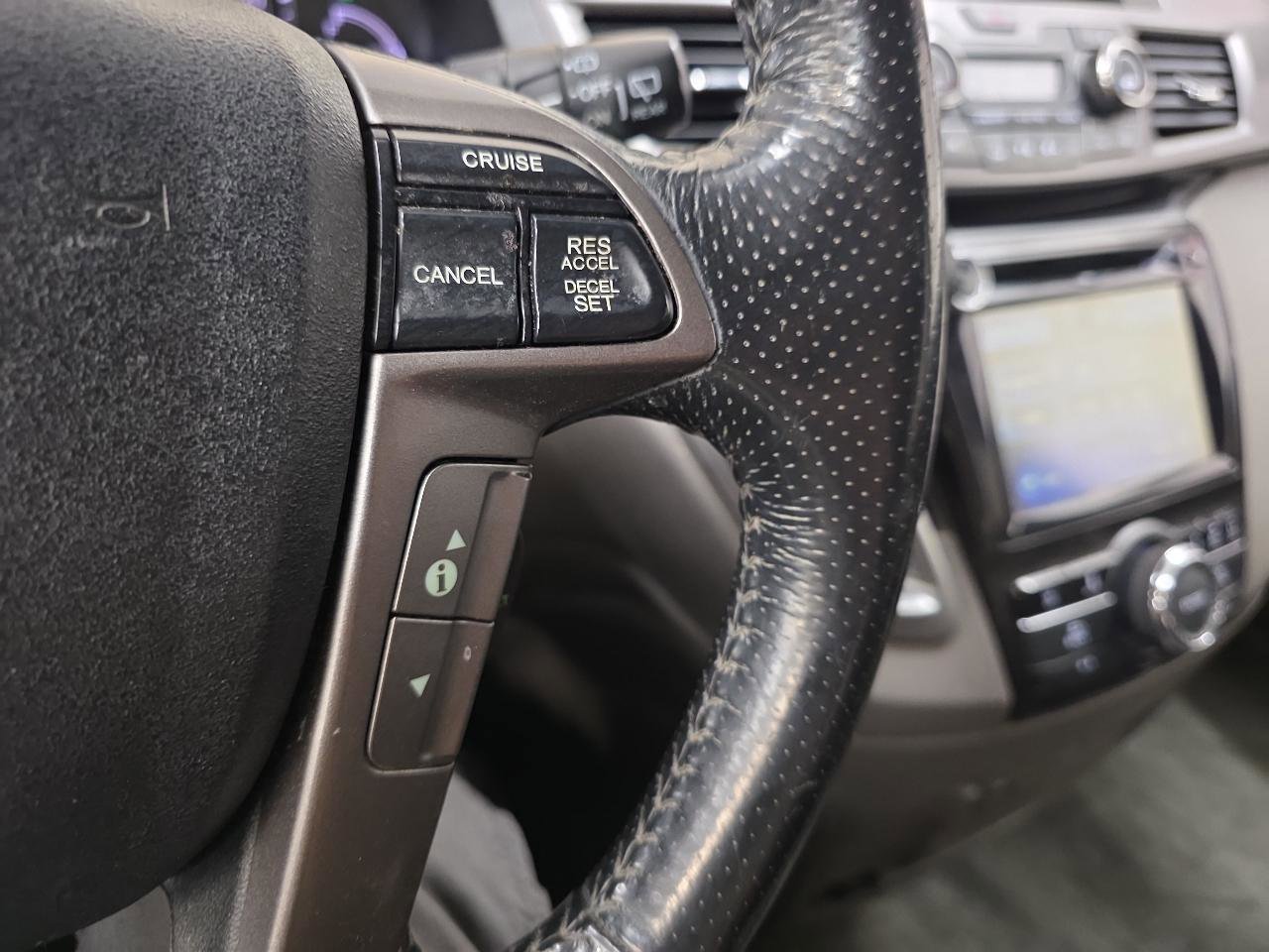 Used 2016 Honda Odyssey Touring Elite image 38