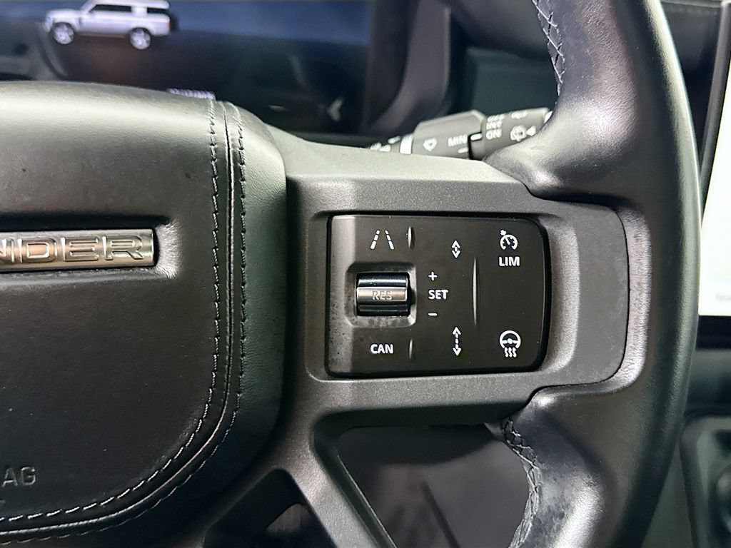 Certified 2023 Land Rover Defender 130 X-Dynamic SE AWD/4WD image 12