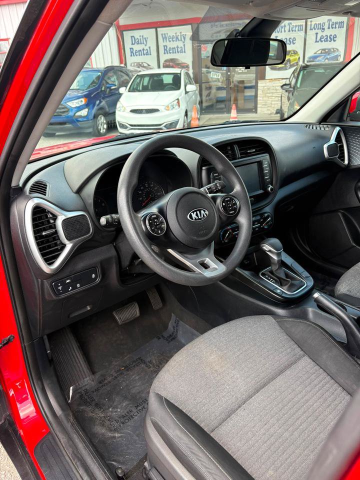 Used 2021 Kia Soul S FWD image 11