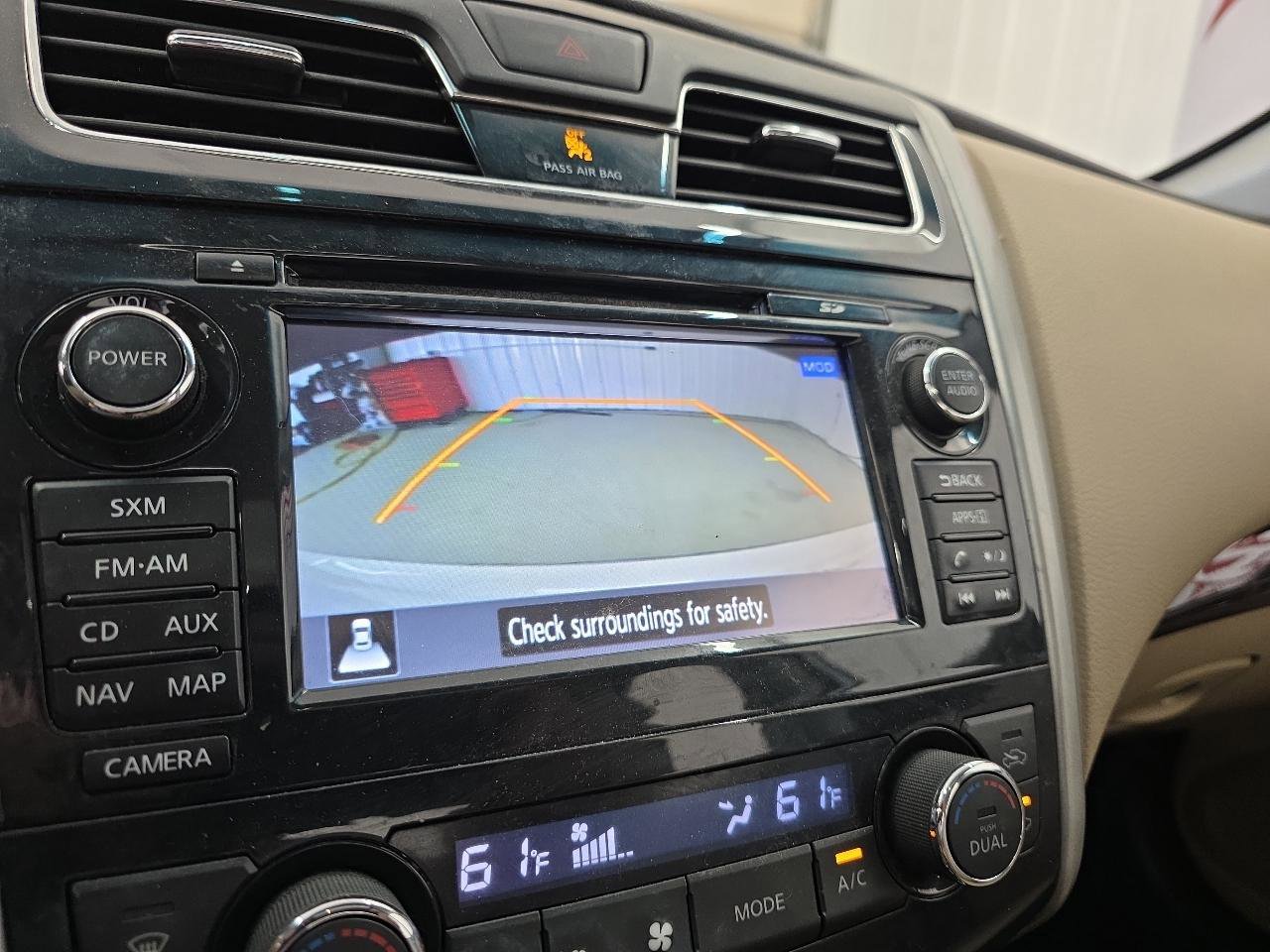 Used 2015 Nissan Altima 2.5 SL w/ Technology Package FWD image 54