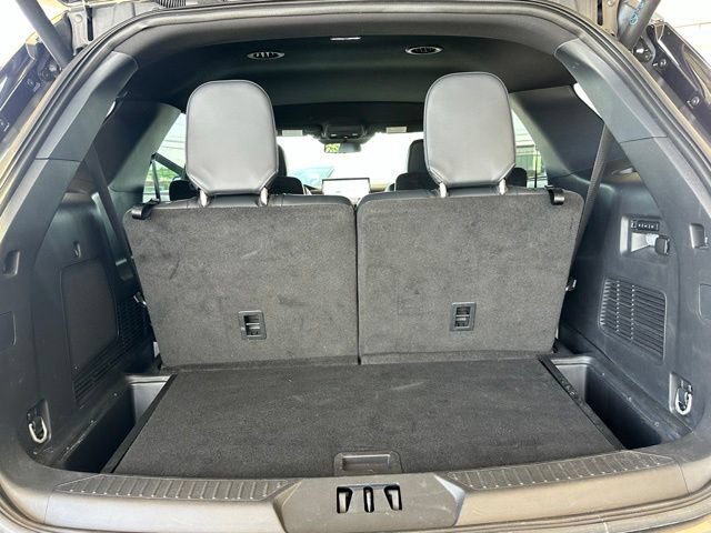 Used 2025 Ford Explorer ST AWD/4WD image 28