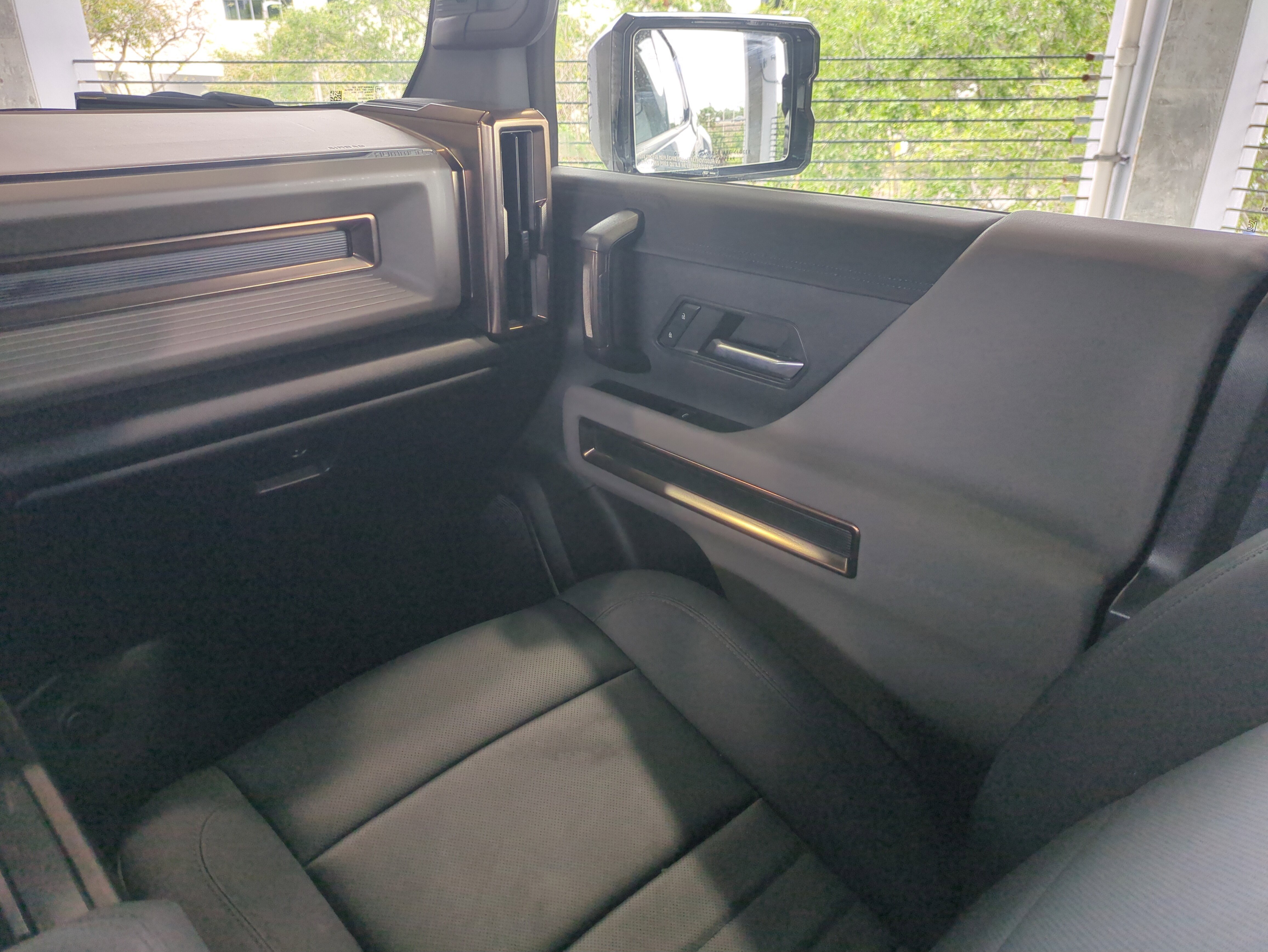 Used 2024 GMC Hummer EV 2X image 18