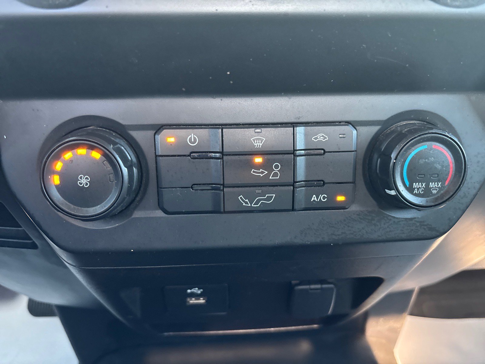 Used 2019 Ford F150 XL w/ Equipment Group 101A Mid AWD/4WD image 23