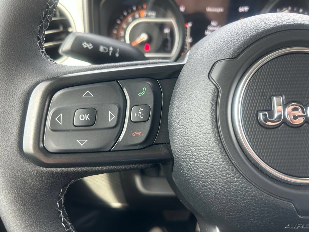 New 2026 Jeep Gladiator Sport AWD/4WD image 14