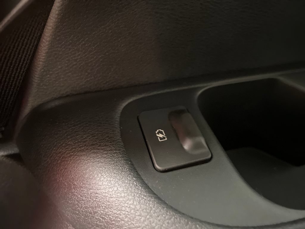 Used 2025 Nissan Pathfinder SL AWD/4WD image 36