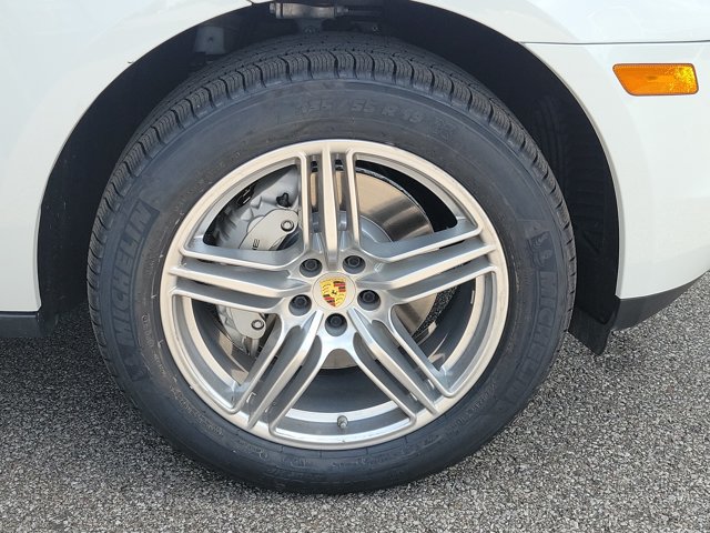 Certified 2016 Porsche Macan S AWD/4WD image 14