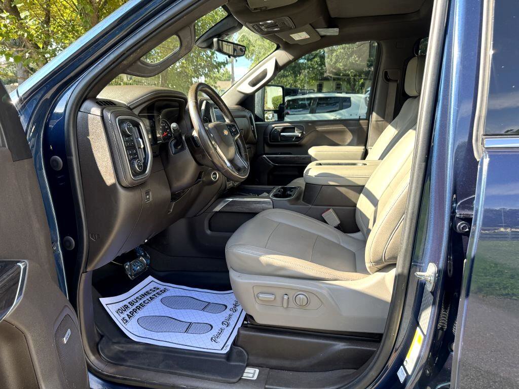 Used 2020 Chevrolet Silverado 2500 LTZ w/ LTZ Premium Package image 6