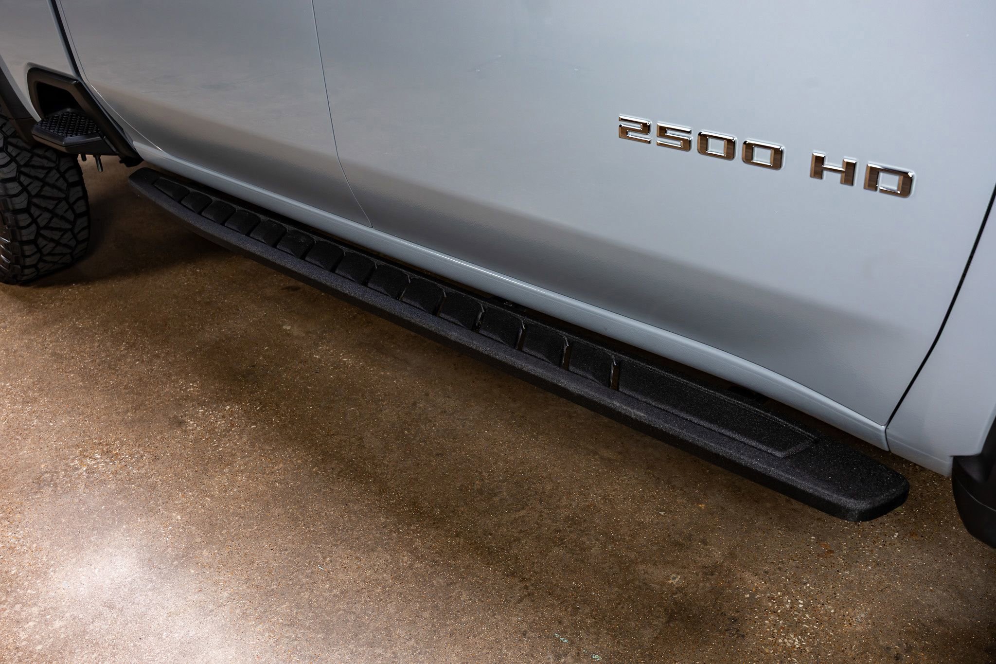 Used 2025 Chevrolet Silverado 2500 ZR2 w/ Technology Package image 13