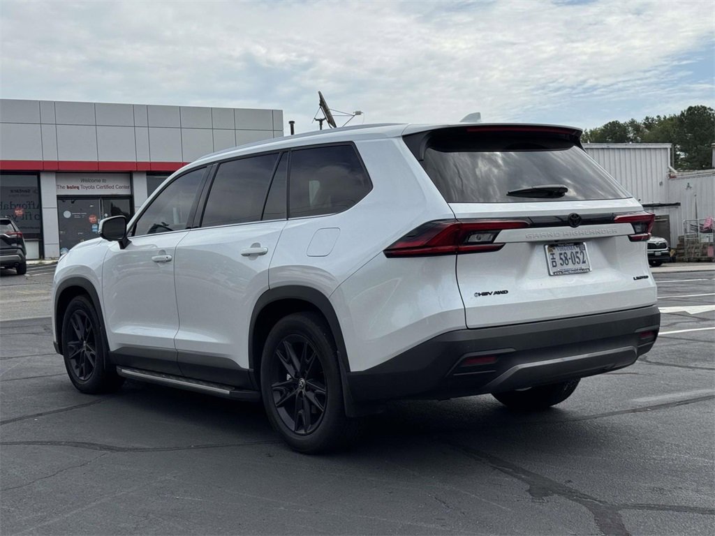 Used 2025 Toyota Grand Highlander AWD Hybrid image 24