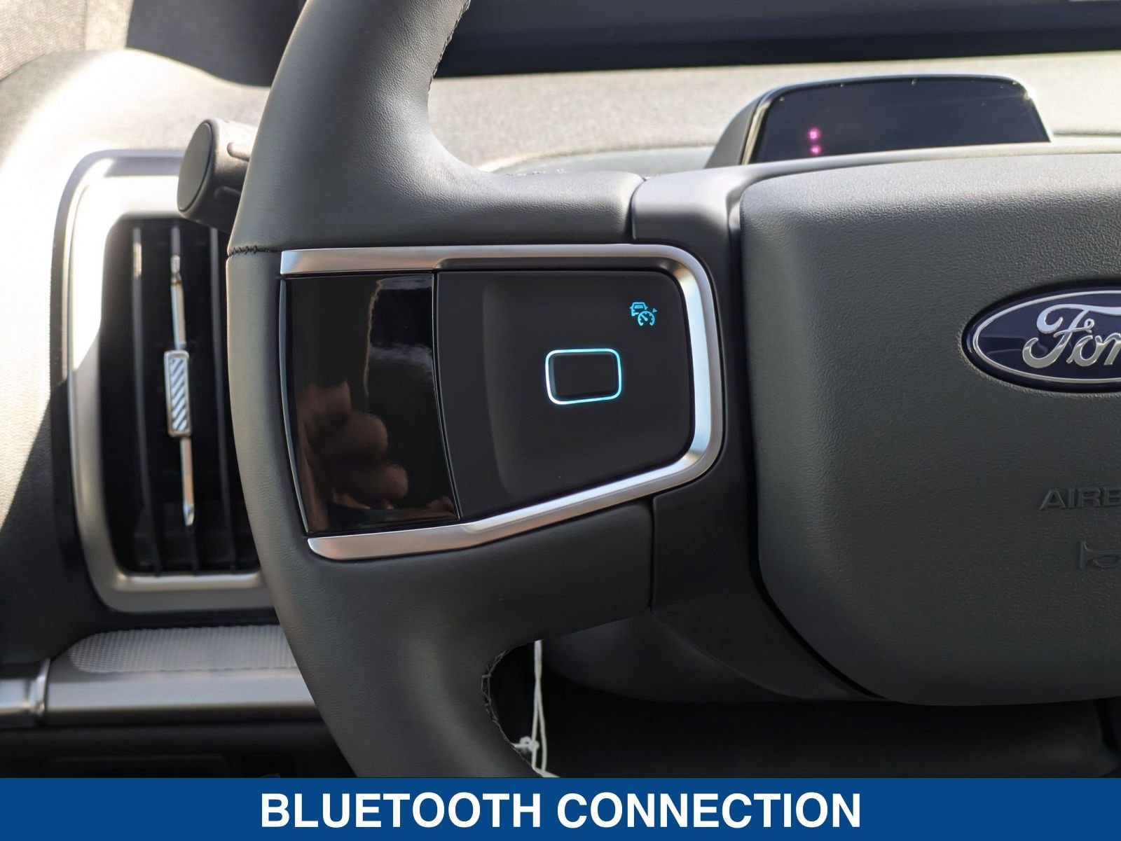 New 2025 Ford Expedition Max Active RWD image 30