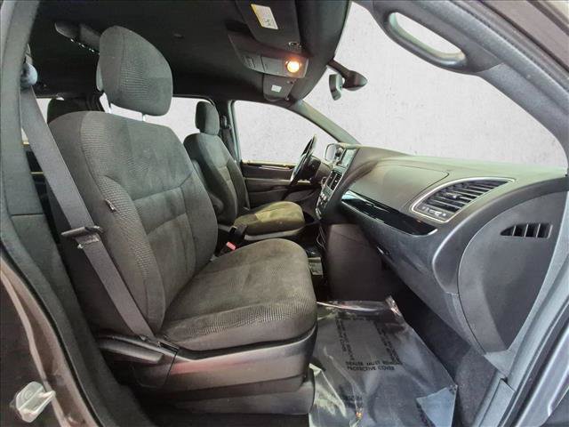 Used 2020 Dodge Grand Caravan SE FWD image 20