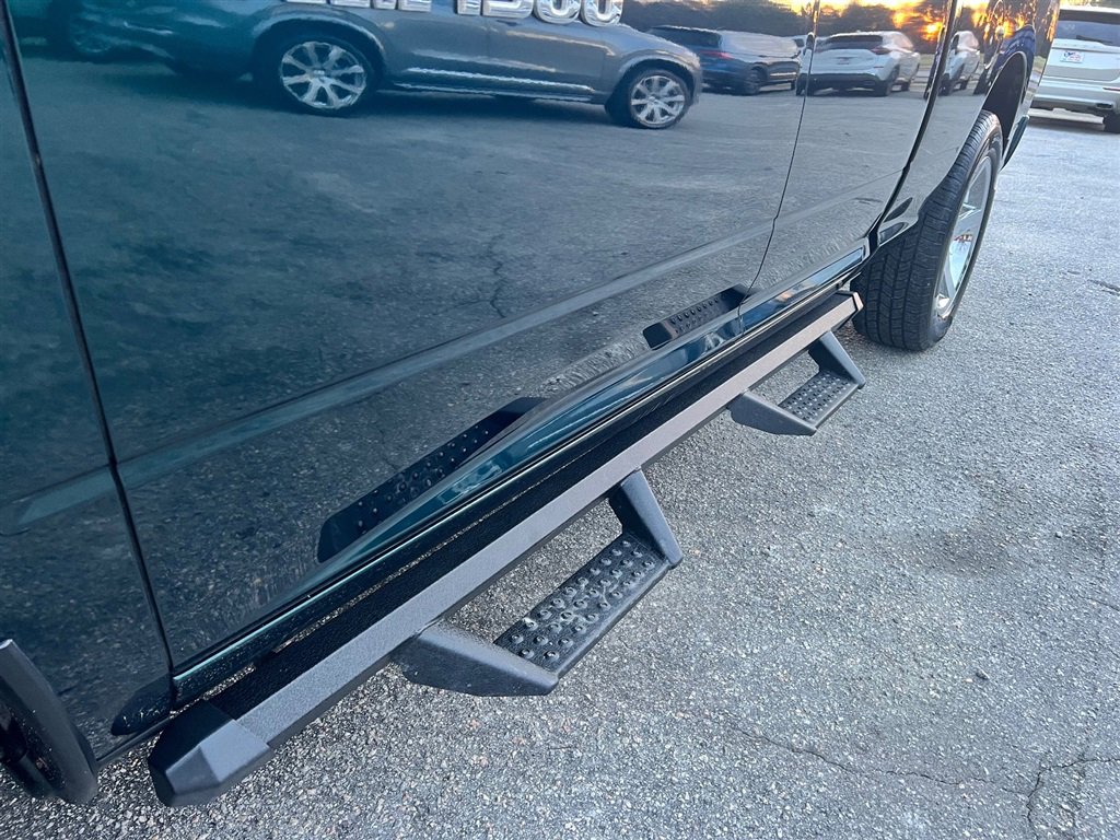 Used 2011 RAM 1500 Sport image 12