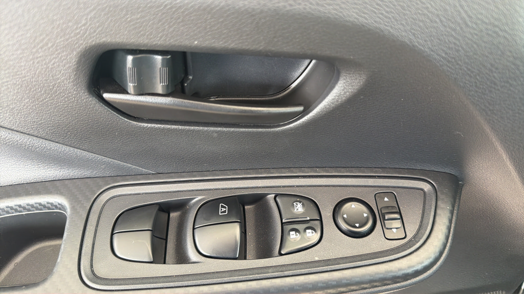 Certified 2025 Nissan Versa S w/ Trunk Package FWD image 16