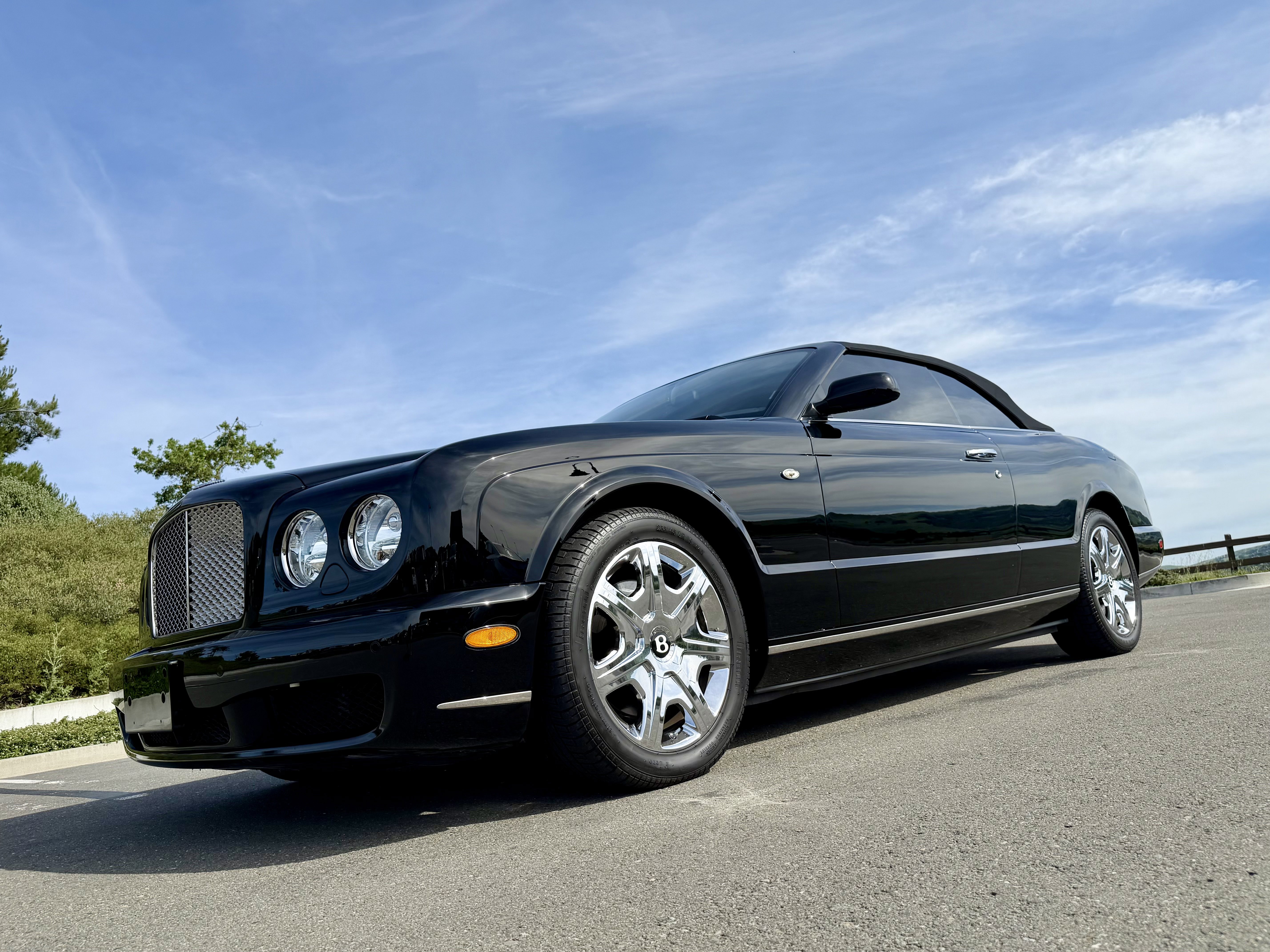 Used 2007 Bentley Azure image 16