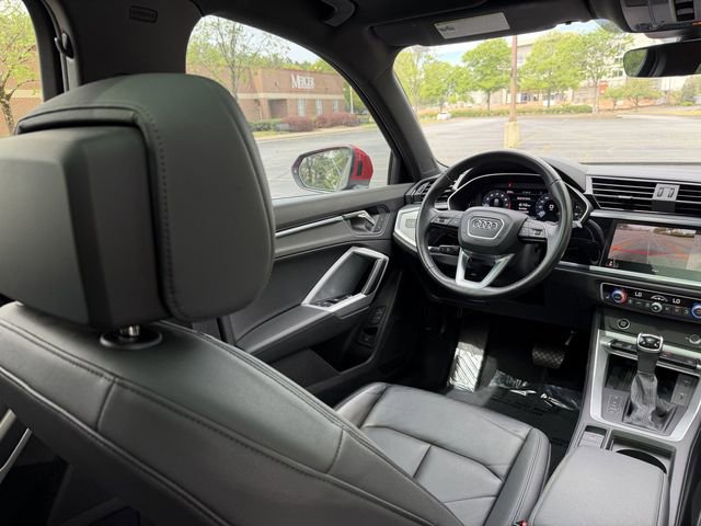 Used 2023 Audi Q3 2.0T Premium Plus w/ Premium Plus Package AWD/4WD image 44